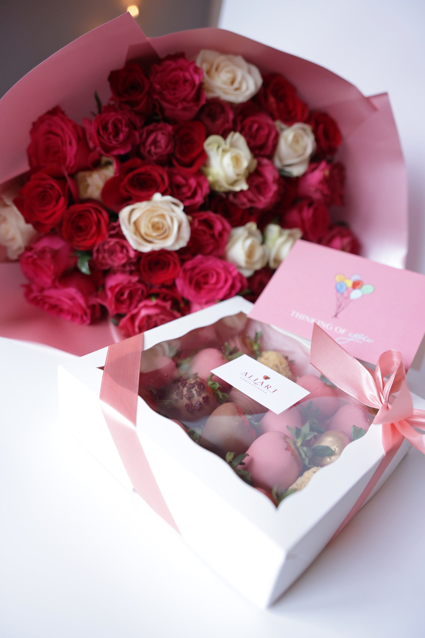 Delight your loved ones with our exquisite set featuring luscious chocolate-covered strawberries, vibrant fresh roses, and a personalized greeting card. Each juicy strawberry is hand-dipped in rich, velvety chocolate, perfectly complementing the elegance of the fresh roses. The set is thoughtfully arranged to create a stunning and heartfelt gift, ideal for any special occasion.