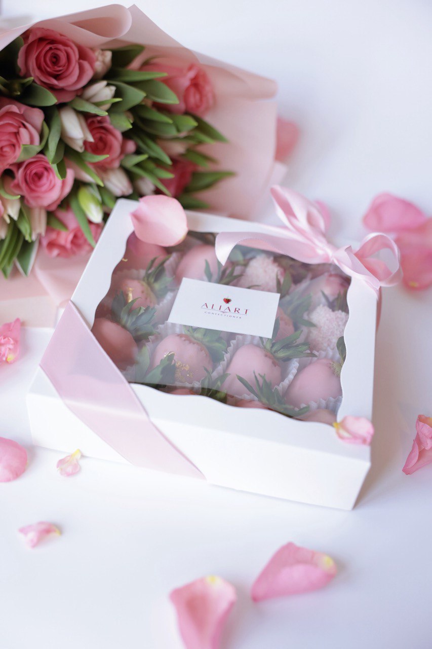 Strawberries covered with Belgian chocolate + Greeting Card