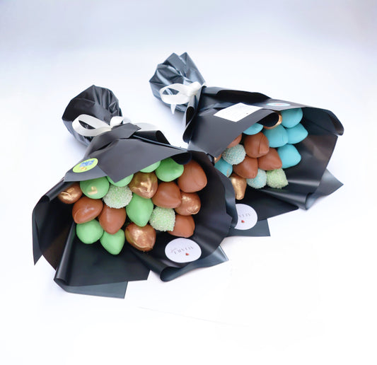 Bouquet of Dipped Chocolate Strawberries for Him/Her + Greeting Card