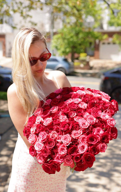 huge roses bouquet for anniversary NYC
