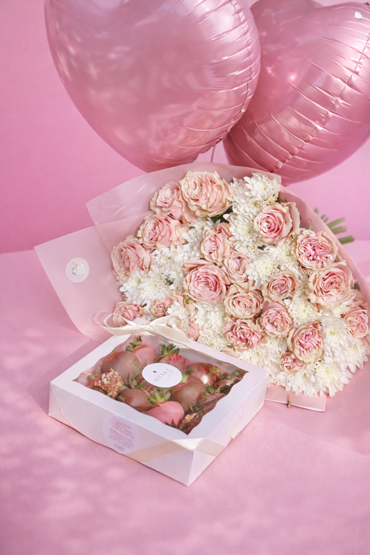 Luxury chocolate-covered strawberries with fresh flower bouquet and helium balloons – same-day gift delivery in NYC